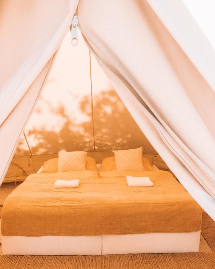 Bozsky Glamp Hotel วาลติตซา ภายนอก รูปภาพ