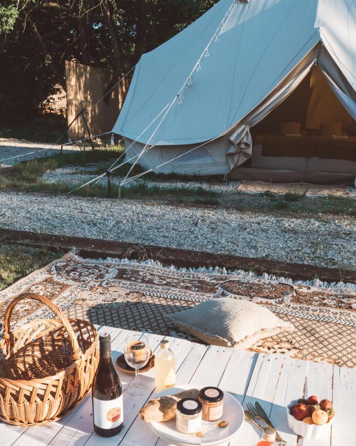 Bozsky Glamp Hotel วาลติตซา ภายนอก รูปภาพ