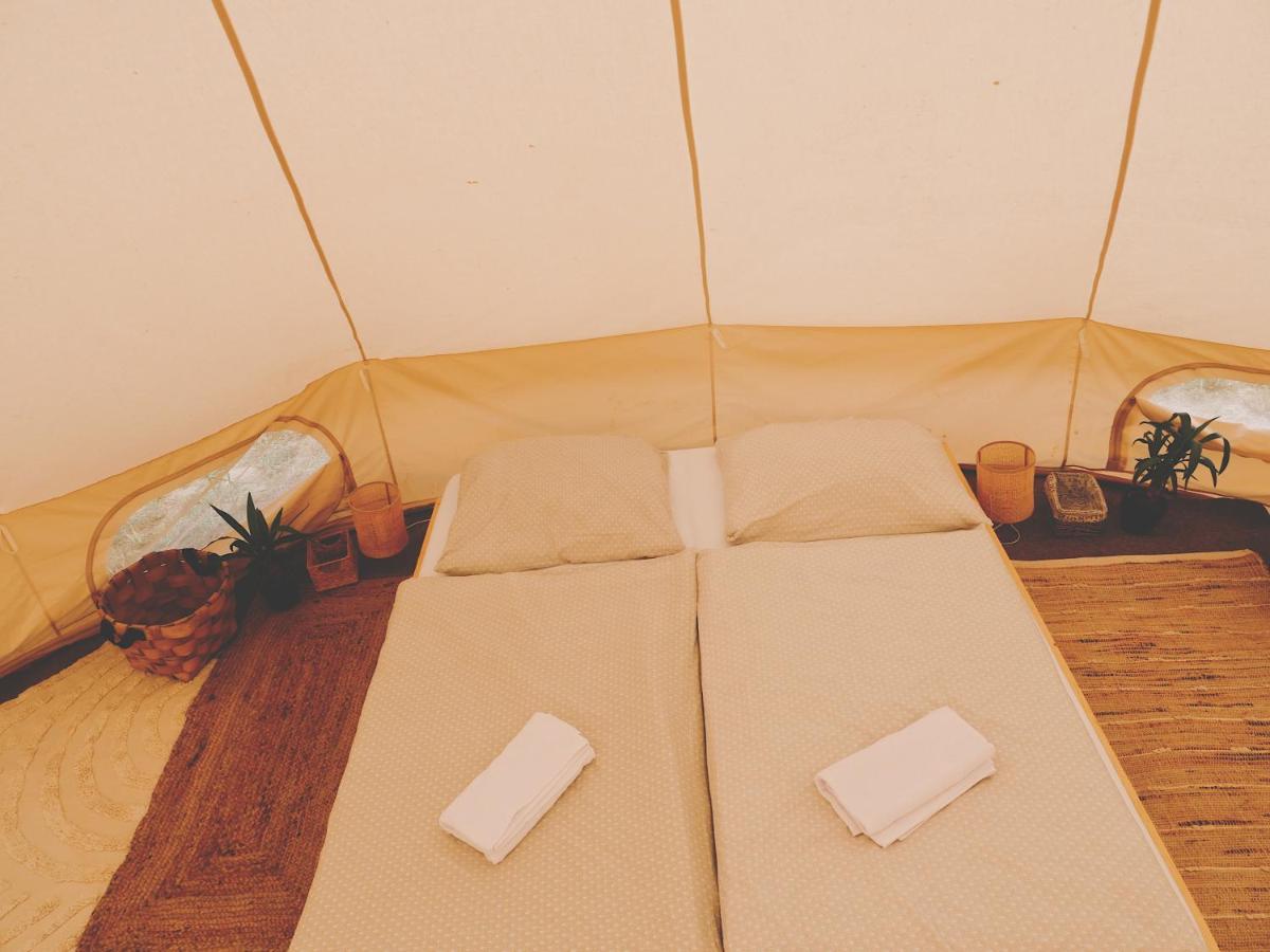 Bozsky Glamp Hotel วาลติตซา ภายนอก รูปภาพ