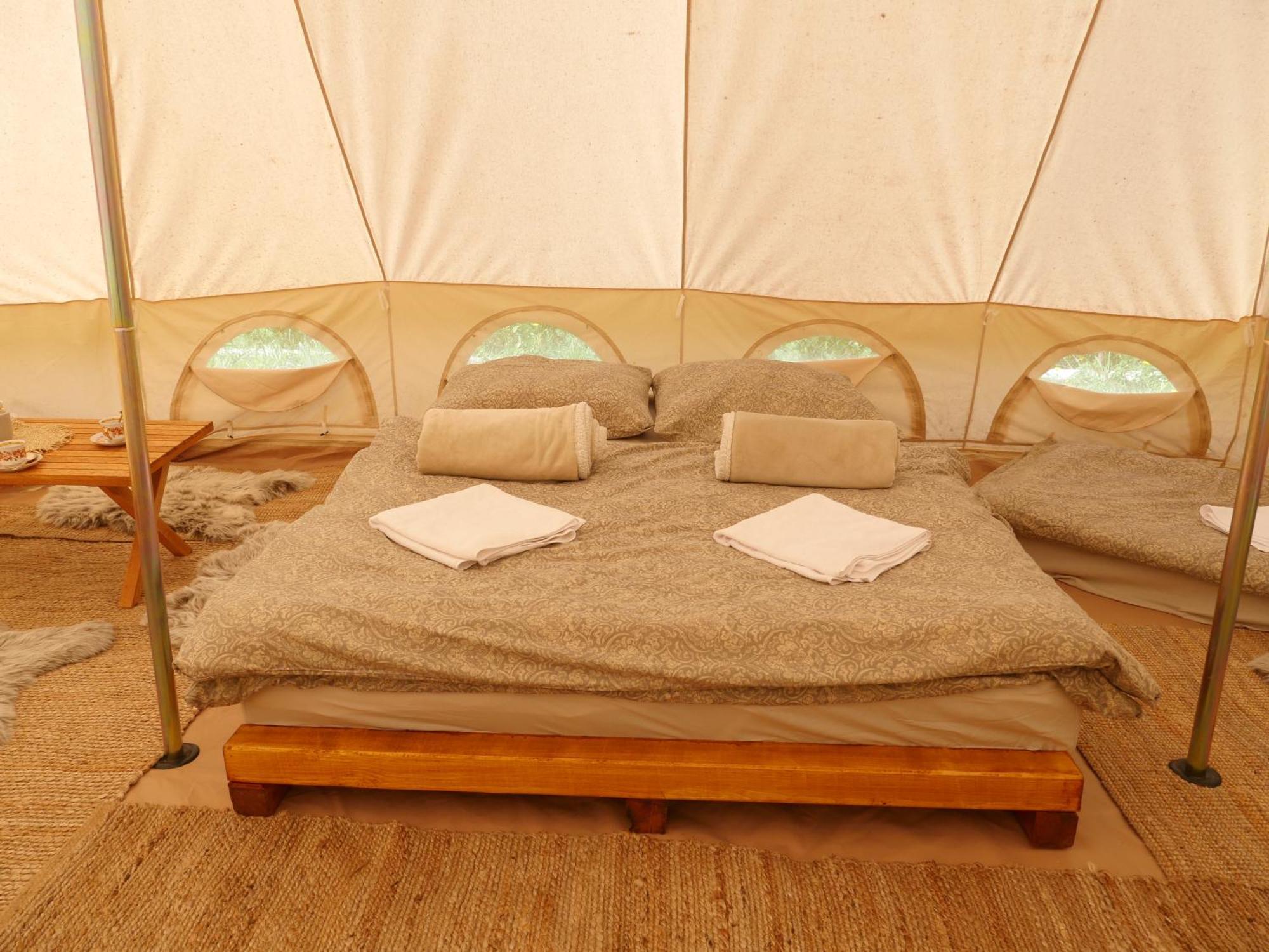Bozsky Glamp Hotel วาลติตซา ภายนอก รูปภาพ